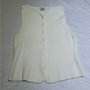 Aritzia - Beige Knitted Vest